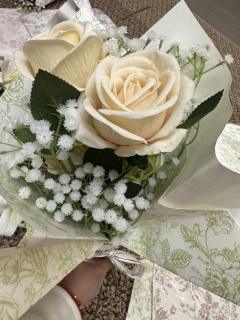 【含剧透】
💐水仙真是一个很神奇的本
它不是纯粹的情感本,