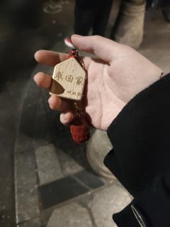 「我带着你的灵魂,驻留于世间。」
「我们终将在红色的河中相遇