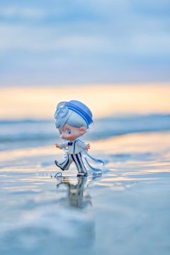 LiLiOS Dancin’ in the Sea