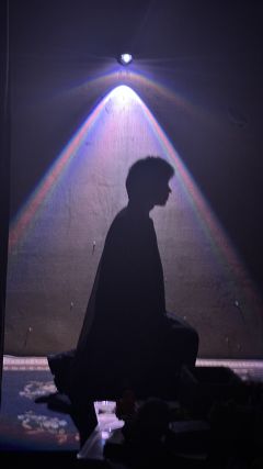 要死，也要死在自己英勇的抉择里
“莲城郡主永远会做正确的事”