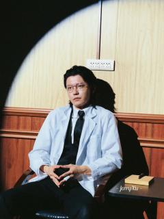 📖剧本名：调音师深渊下的泛音
®️发行方：失重梦剧社
🕵