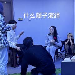 阿明，如果以后我们永远都无法相见，该怎么办？
要长大啊，小鬼