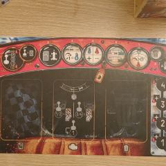 这个游戏其实之前就有玩过。那时候刚发行，非常火爆。个人觉得这