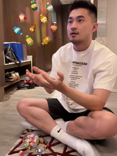 ☀️缤纷夏日，清新爆棚！🥤

每款萌粒都是清新的汽水，DIMOO好大儿是酸爽的柠柠🍋，我超爱的KUBO则是解渴的西瓜🍉，整套的夏日氛围拉满🥳

🫙还配备装罐玩法，我这个PINOJELLY的玻璃罐至多可