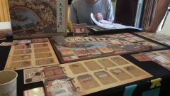 【游戏概况】
游戏人数:2-4 人
游戏时长:四人局一小