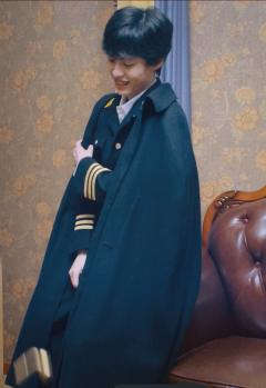 爱是，不管你是什么样的，我都喜欢你。

dm：小佳（梅叶青校