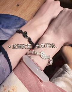 阿巴阿巴，我好单纯，太花了，这样的恋爱我没谈过。
阿巴阿巴，