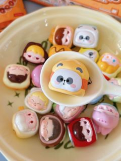 美食已下锅
这么多IP，这么多美食😋
你们还能找到可爱的小