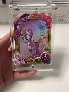 被假卡震惊了 还有卡砖呢
还是厚卡😂😂 工艺很不错呢……