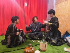 “酒不是像水，而是不知道有没有下次才会喝多”

评分：9/1