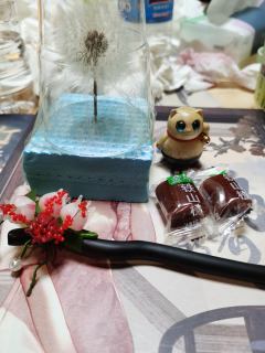 “石榴花开，好事长留。”
体验剧本：《灯影里的乌有乡》
体验