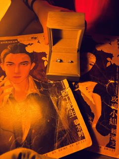 “🥀小玫瑰，好好活下去。”
✨面剧人独家魔改民国沉浸电影交