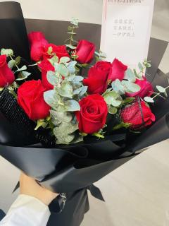 《十字馆事件》
😄DM:小言
📍地点:梦境
📔类型: