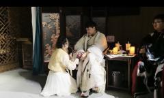 【含剧透】
《秦风颂》
“小芷不知道什么是爱,只知道每次采花
