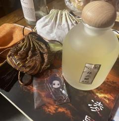 【含剧透】
少年意气，只愿一心一意，护一小家。
爱恨交错，方