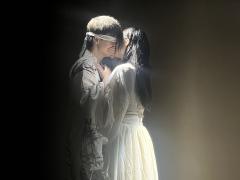 当一个人的痕迹被彻底抹除，她还存在过吗？

类型：家国 古风