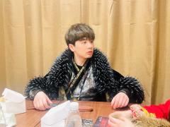 当一个人的痕迹被彻底抹除，她还存在过吗？

类型：家国 古风