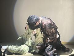 当一个人的痕迹被彻底抹除，她还存在过吗？

类型：家国 古风