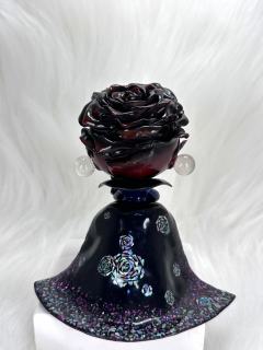 sp改娃·徘徊
花蕾准备好了
红和黑的姿态灿烂辉煌
披风处采