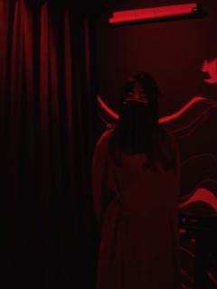 “玉为眸 海棠花为契 君 再不为隶”

《南墙贰》
📍m谋
