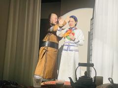 穹顶之下,皆是思念。
类型:草原 现代 情感 沉浸
配置: