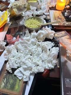 “世界以痛吻我,我报之以歌”
剧本☀
《河西家万里》
体验角