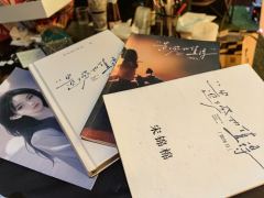 “所以我想让它有个更完美的结局。”
“所以,许愿吧。”
d