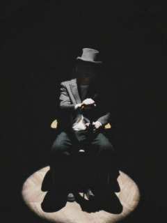 你知道宇宙的真相吗?
我们必须尽快离开这里...
🎼DM