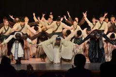 你怎么知道我去剧场看胡阳老师啦!
开篇之前让我例行先发个疯