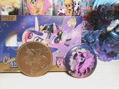 此小马宝莉巧克力深得我心头爱
做工与官谷差不多哦  还有立体