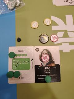 绣花枕头前来报道——《夜莺之歌》

当时看这个画风觉得很精美