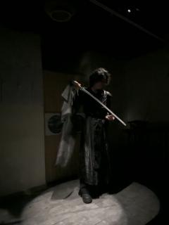 琼崖雪重 同门情深-剑二
〖“终是爱恨两难，如若还能再见一面