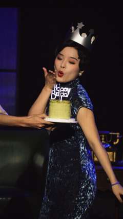 《蝶变的戒断反应》
刚开始找到这个剧院的时候我是崩溃的,八