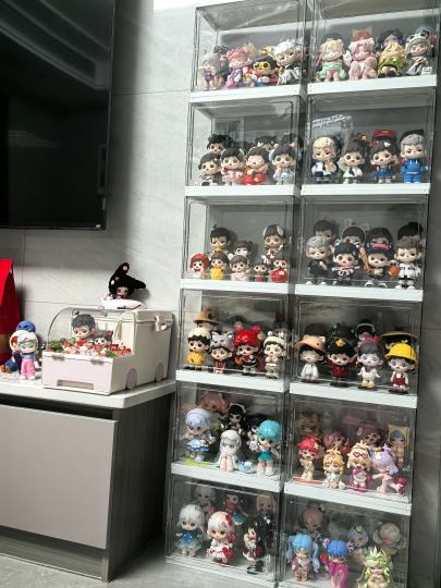 看到就很开心的程度呀，明天再整理，还到了很多😘整理出来很多拆盒未拆袋的娃，宝子们可以找我出喔~😍可以问问我，明天在更新~