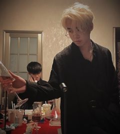 ✨黑暗之下黎明为罪，如果黎明一直都在，那便是救赎。✨

📖