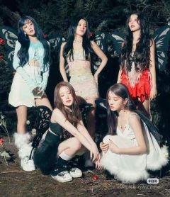 （G）l-DLE五人神图是    第二张简直杀疯了