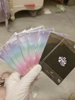 嘻嘻嘻。踩背都是别人送的。黑背那张去影一的也是别人送的，那张