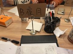 喜欢说谎吗？喜欢烟花吗？如果都喜欢，那就努力说谎变成烟花吧！