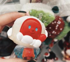 竟然年初没有拿出来好好欣赏，又到一年冬日