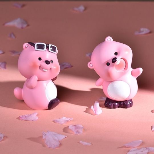 今日分享正版Loopy萌粒立体冰箱贴盲袋露比周边小海狸联名Q萌公仔