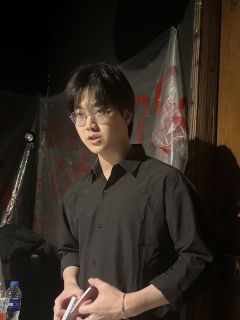 先叠甲✨《再见黎明》上车劝退:
1.喜好看本自沉的,因为文笔