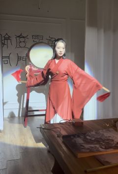本0星!三颗星全给dm们!一人一颗!
剧芒还是很喜欢哒~ d