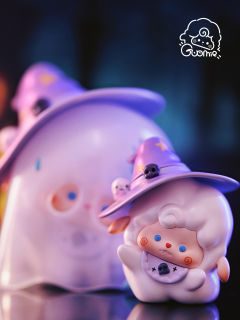 这么晚了是谁还在外面溜达~原来是可爱的果咩！下周就是万圣节啦