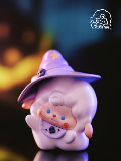 这么晚了是谁还在外面溜达~原来是可爱的果咩！下周就是万圣节啦