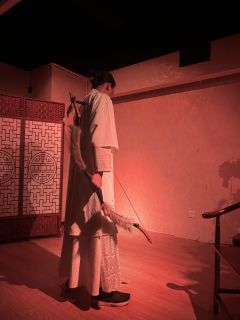 “我啊，我叫江寻。”
“涉水过江河，万里终寻觅。”

⭐️类