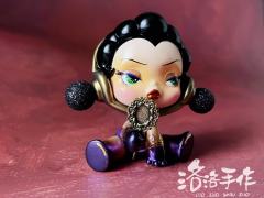 敲钟人改毒皇后