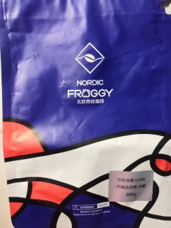 这款日晒和水洗的比起来，实在是太过重口味了。
开袋就是浓浓的