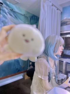 💙   因为女生多了一个，所以需要反串～但因为车上大家都是