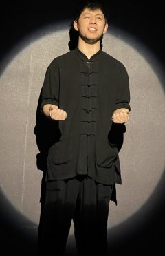 三哥带的这个李二牛太特别了，他会在开场已经提前测了角色后再跟