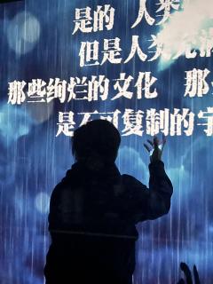 📖剧本名:艾希什影院:无人循环
®️发行方:灰烬工作室
�